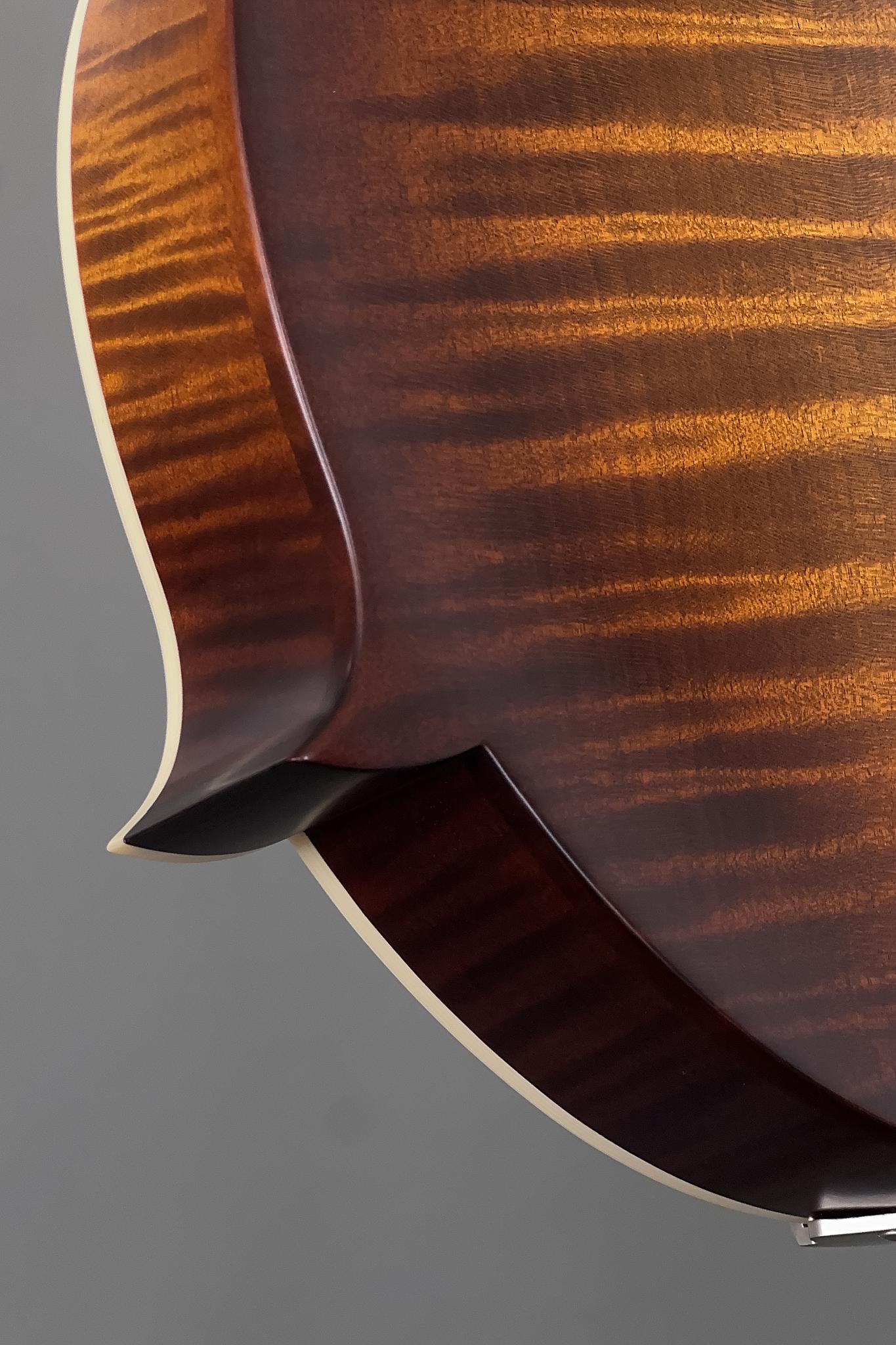 Northfield F2S Oval Hole w/ Adirondack Top (#S2501442)