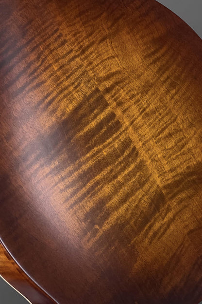 Northfield F2S Oval Hole w/ Adirondack Top in Cherryburst (#S2501459)